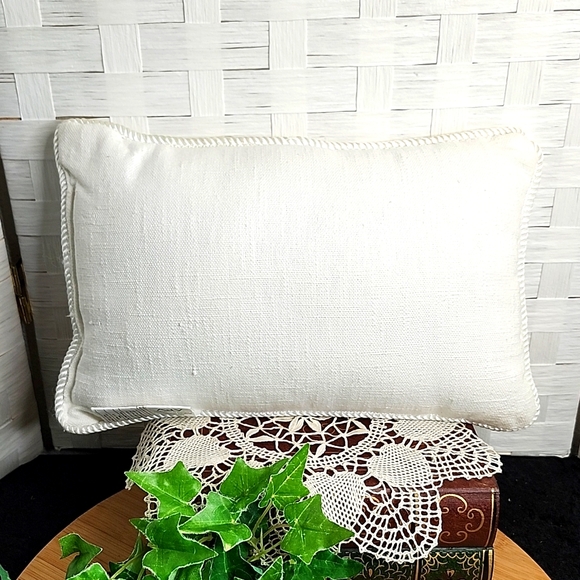 👉 "WE'RE STAYING TOGETHER FOR THE SAKE OF THE DOG" ACCENT PILLOW ~B&W 11 X 7 - Picture 2 of 5